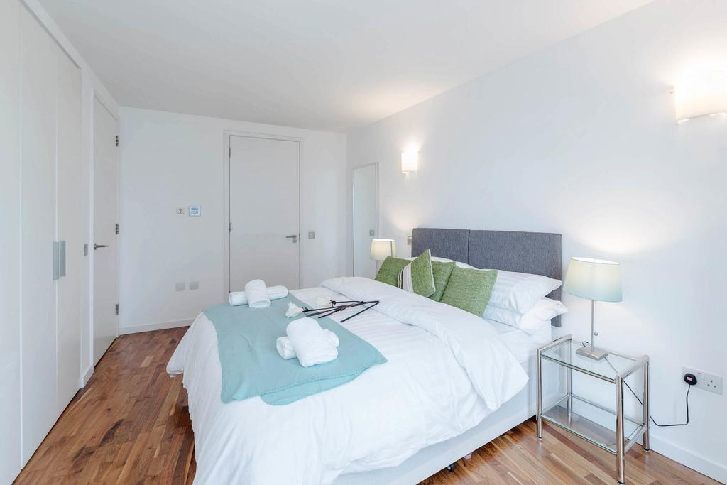 Excel Apartment For Business Travellers Londra Exterior foto
