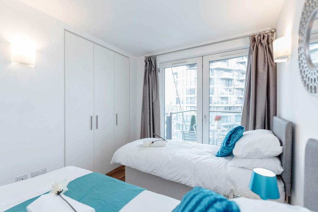 Excel Apartment For Business Travellers Londra Exterior foto