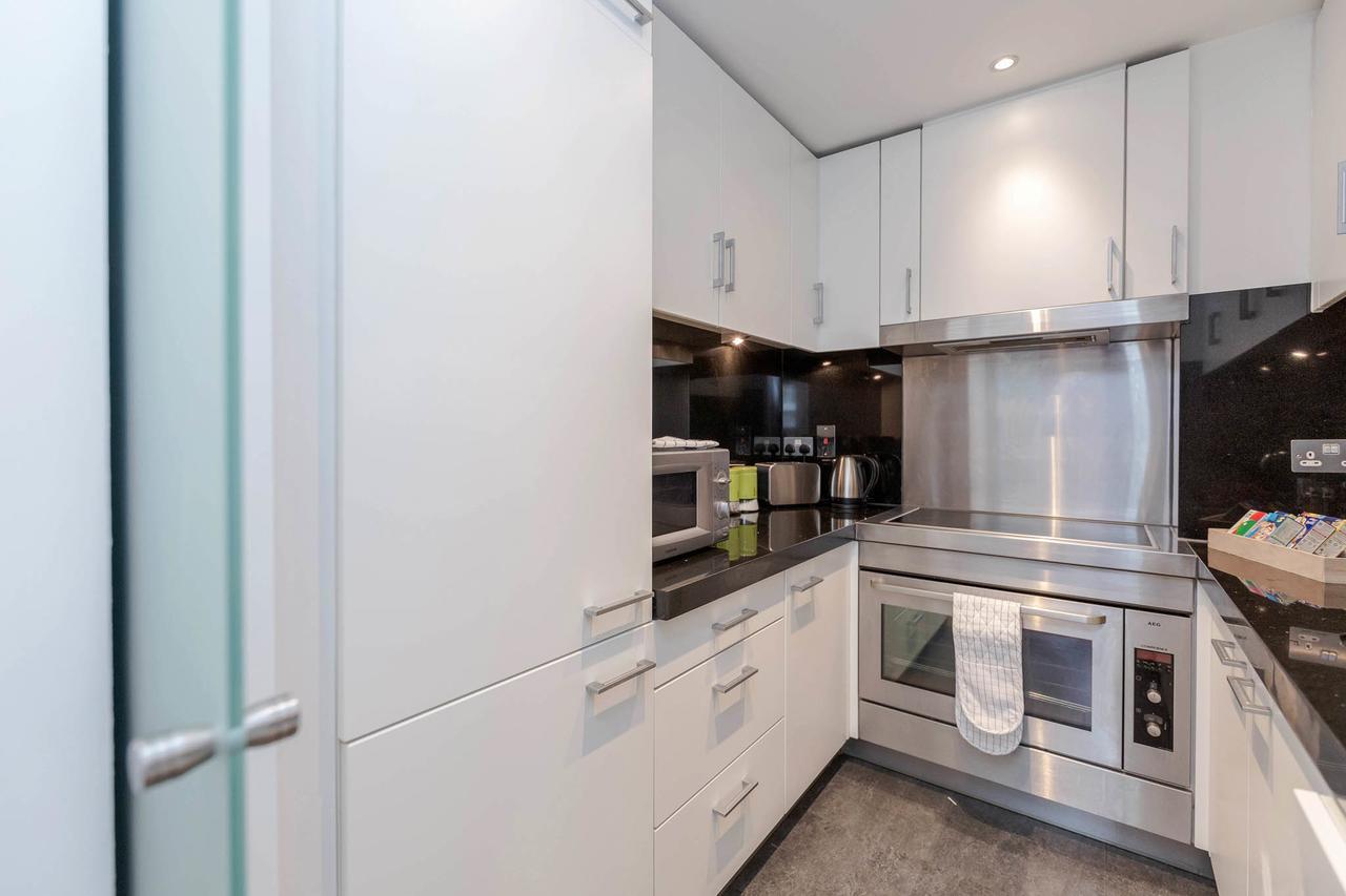 Excel Apartment For Business Travellers Londra Exterior foto