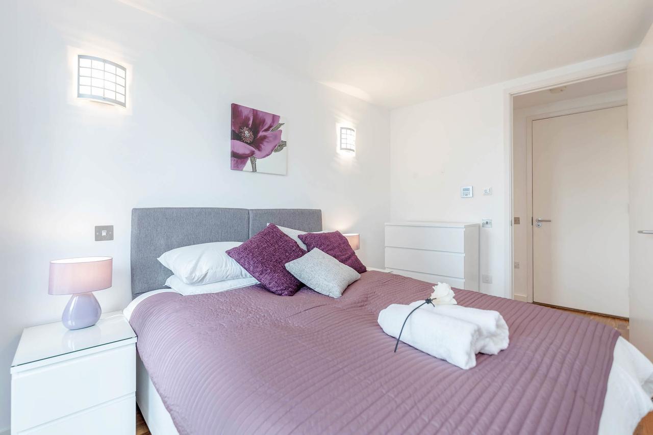 Excel Apartment For Business Travellers Londra Exterior foto