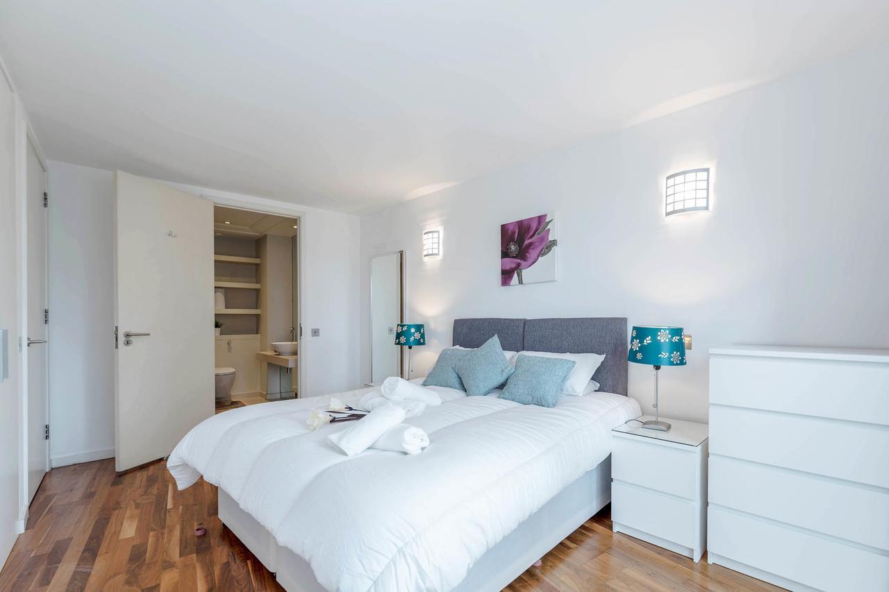 Excel Apartment For Business Travellers Londra Exterior foto